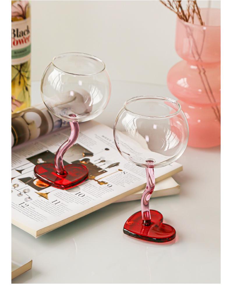 Luxury Heart-Shaped White Wine Goblet: Perfect for Valentine's Day or Weddings.