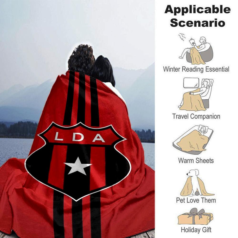 Alajuelense Logo Print Flannel Blanket High Quality Warm Comfortable Cover for All Seasons Perfect for Gifts Home Decor