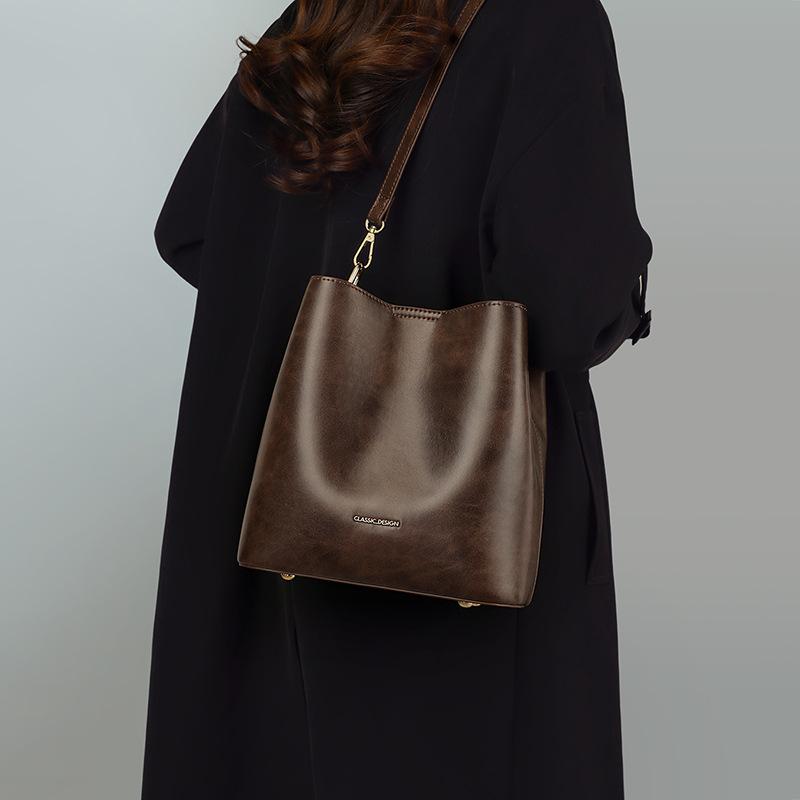 Bucket Bag Women's 2025 New Women's Bag Autumn and Winter Shoulder Crossbody Bag Fashion Large Capacity Retro Handbag