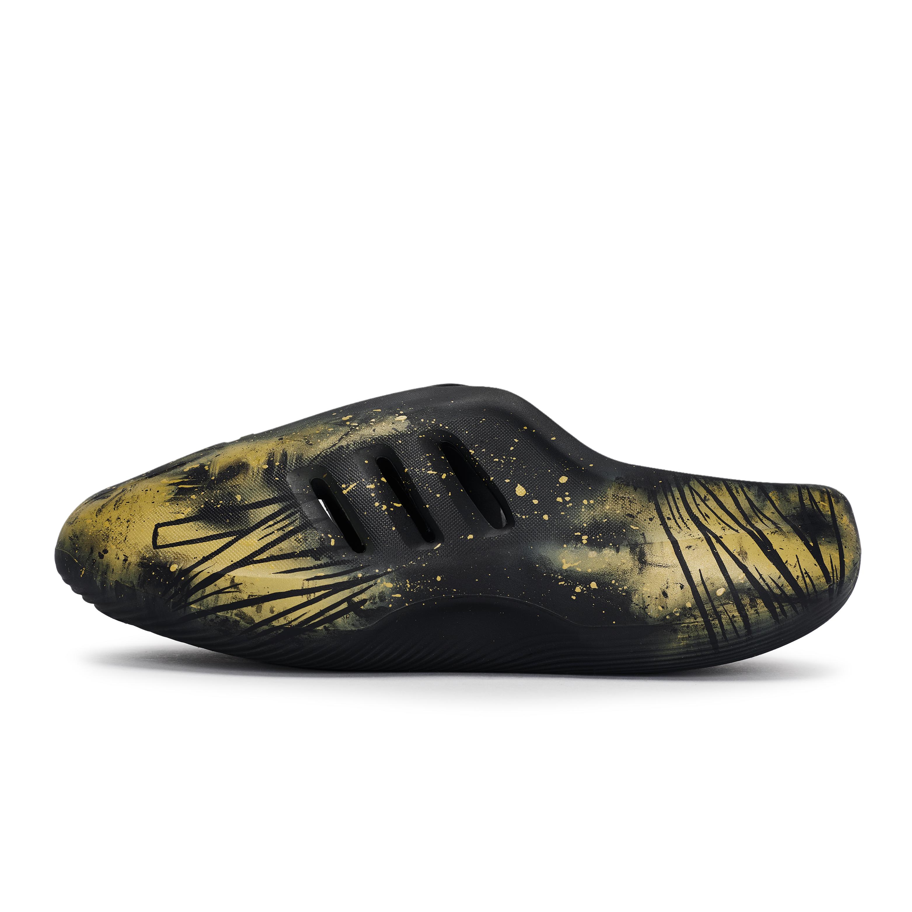 Adidas Originals AdiFOM IIInfinity Mules Abrasion Resistant Closed Toe Slippers Unisex Black Gold IG6969(Team1189-) 38
