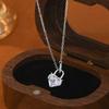 Necklaces Zircon Temperament Collarbone Chain Love Pendant for Women Charms Fashion Vintage Pendant Jewelry Popular Accessories