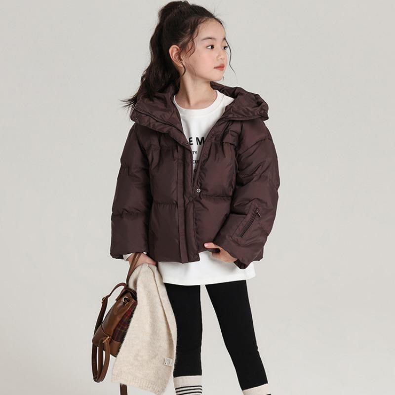Winter New Style Kinder Daunenjacke mit Kapuze Wasserdichte und ölbeständige Stoff Daunenjacke für Mädchen