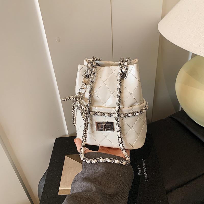 Rhombus embroidery thread super fire small bag women s new versatile chain messenger bag summer popular exquisite bucket bag белый