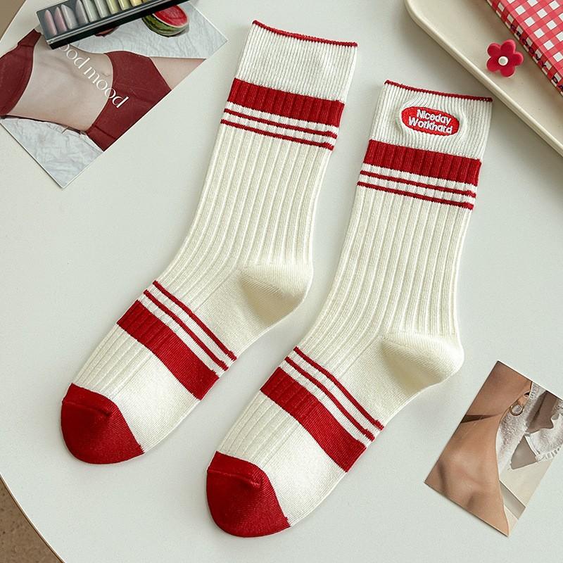 Meias Vermelhas Bordadas com Pontos Duplos Algodão Puro Sem Costura Meias Empilháveis Listradas Carta de Amor Meias de Cano Médio Vermelhas Grandes