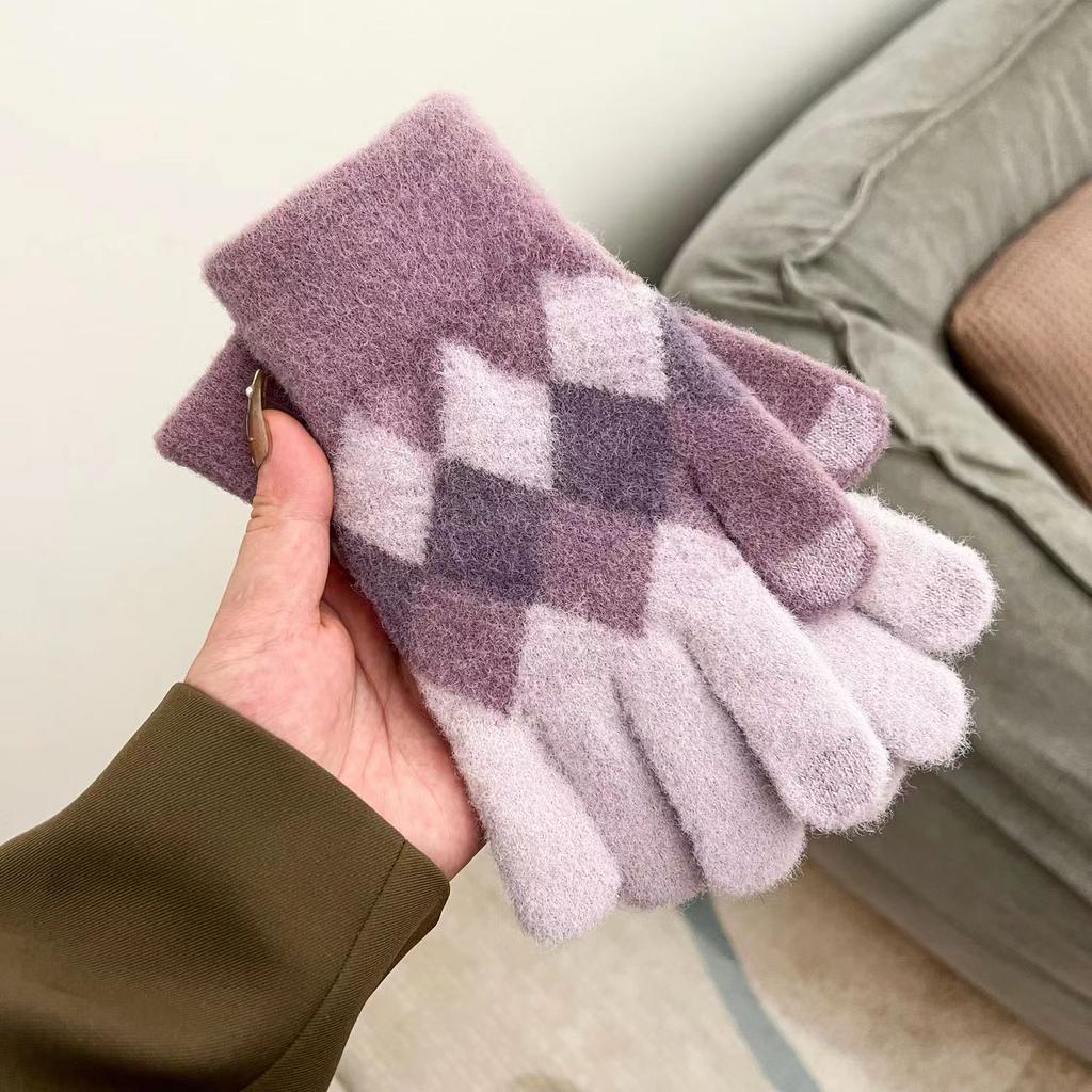 Gloves Warm gloves Fleece thickened gloves Leaky finger knitted middle school student cold-proof plush gloves