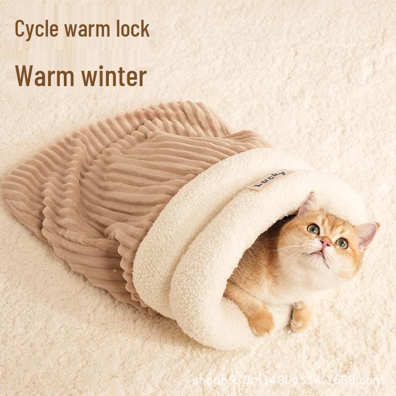 Cozy Cat Nest: Thick Warm Sleeping Bag for Kittens, All-Season Security Hole Design