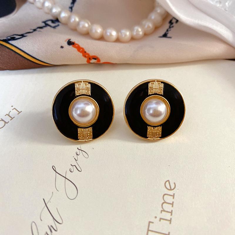 

Французские ретро серьги-пусеты из серебра 925 пробы с жемчугом и эмалью