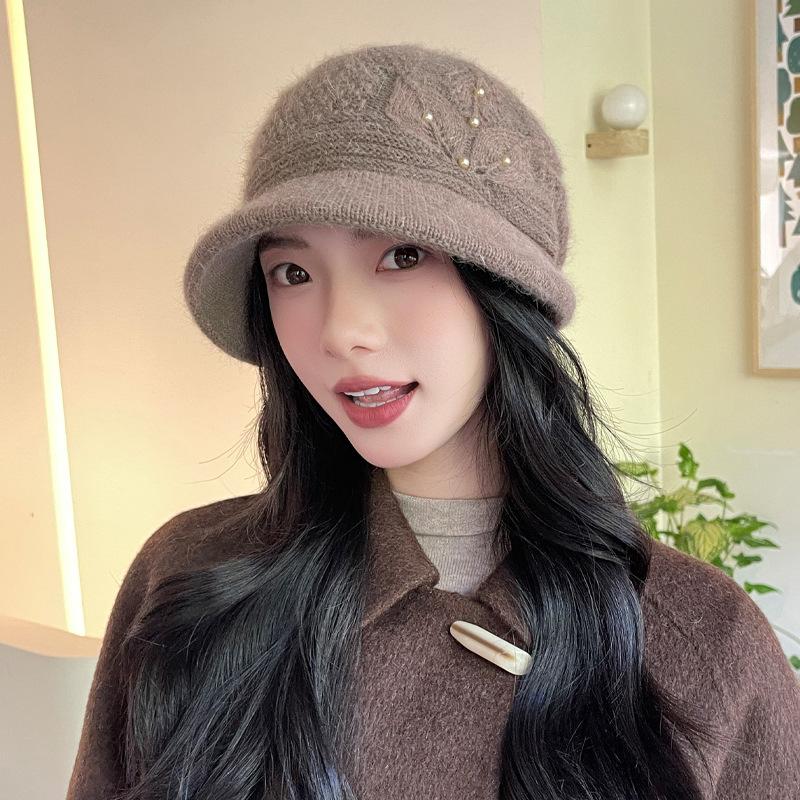 Fashion Windproof Warm Hat for Women In Winter, The Elderly Loose Outdoor Travel Knitted Hat