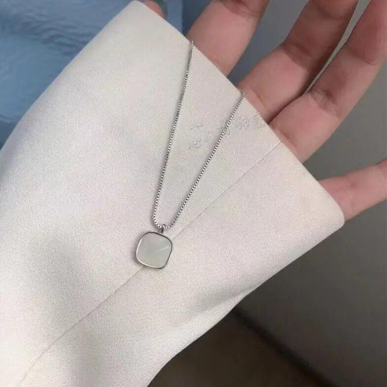 

Ожерелья из нержавеющей стали, черный изысканный минималистичный квадратный кулон, колье-цепочки, модное ожерелье для женщин, ювелирные изделия, подарки на вечеринку