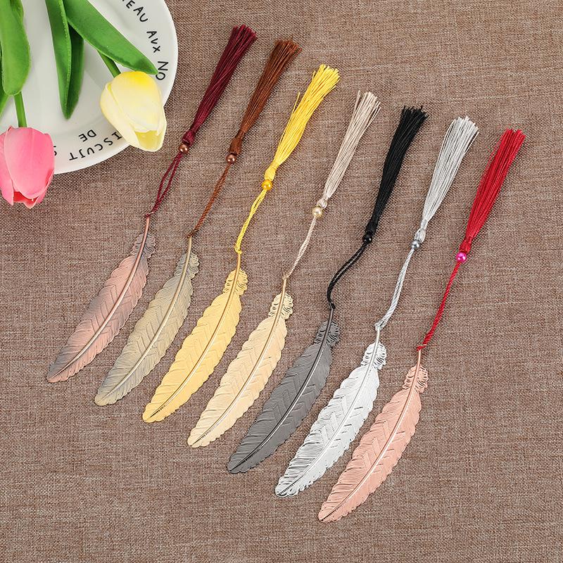 Chinese Metal Feather Bookmark: Cultural Gift for Students, Suzhou Ancient Style