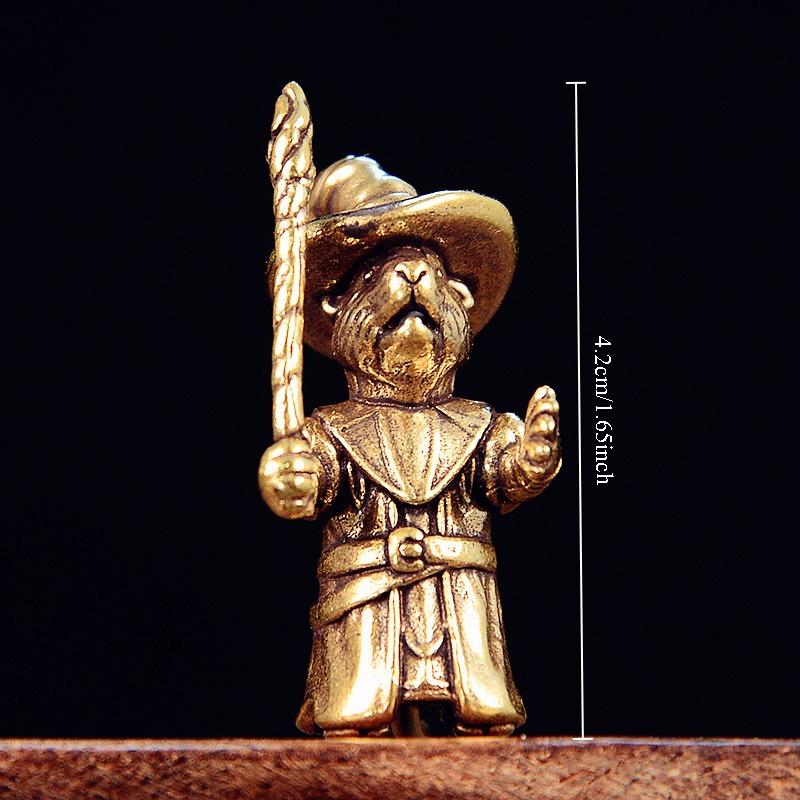 Mini European Brass Cat Sith Statue Cat Demon Swordsman Mouse Wizard Metal Sculpture Office Home Decoration Desktop Ornament