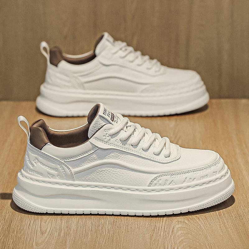 High quality light luxury comfortable four seasons new lightweight breathable casual shoes comfortable soft-soled sports shoes