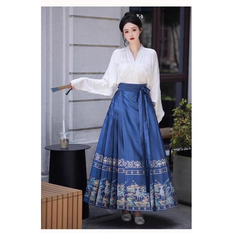 Chinese Ming Dynasty Style Hanfu Daily horse-face  Skirt Hanfu Suit