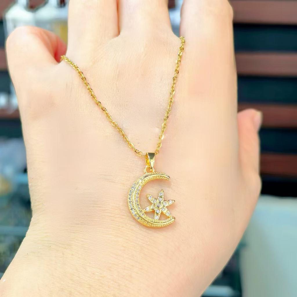 Full Diamond Moon Necklace Women'S Light Luxury Versatile Copper Micro-Inlaid Zircon Pendant Exquisite Clavicle Chain