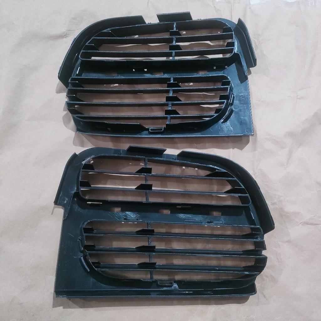 Applicable for 2003-2006 Porsche Cayenne Air Vents (R95550568200L95550568100)