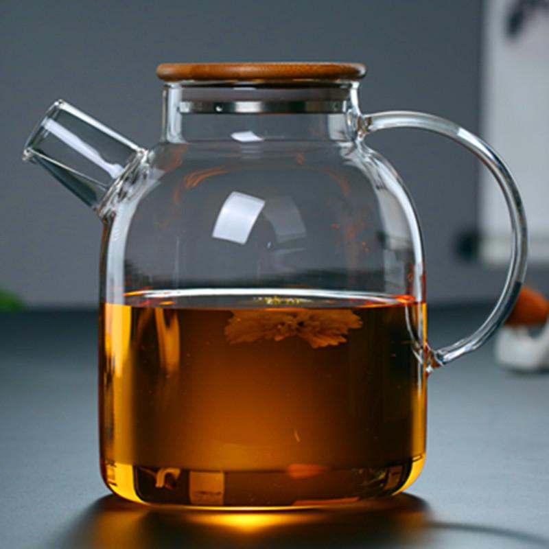 Heat-Resistant Borosilicate Glass Kettle with Bamboo Lid for Hot or Cold Water