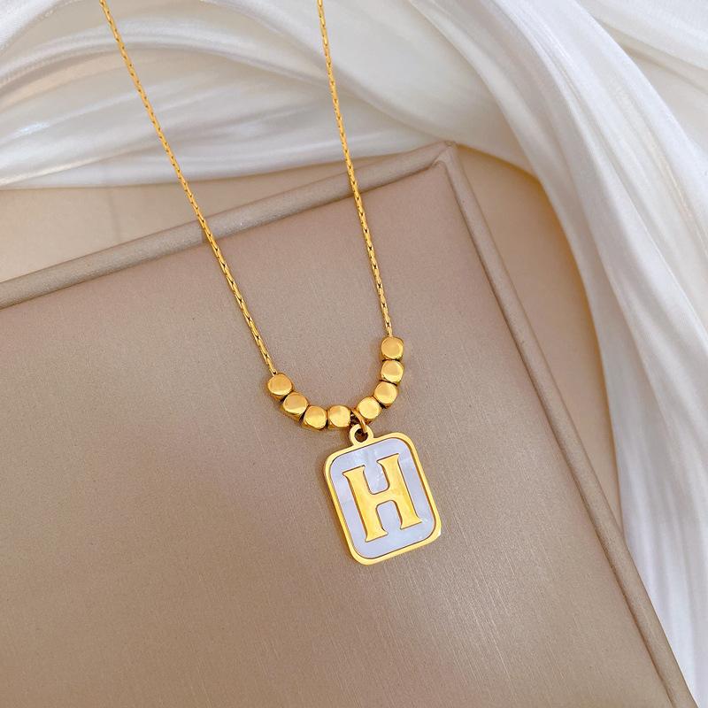 Square Brick Shell H Letter Temperament Personality Minimalist Furnace Real Gold Female Collarbone Necklace