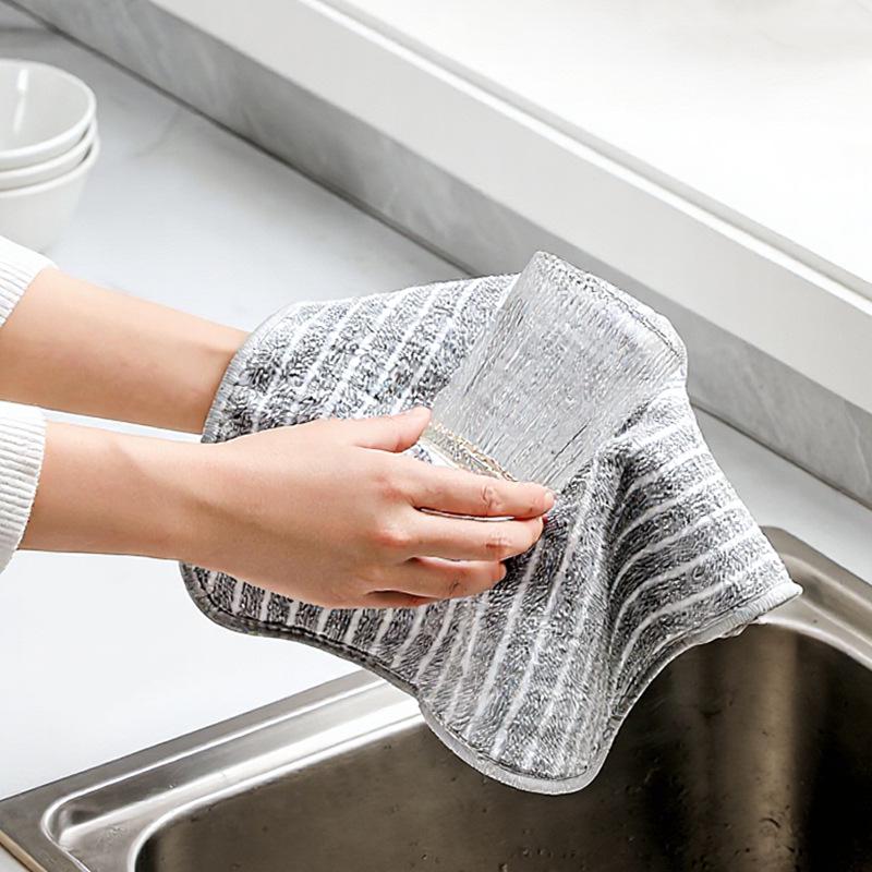 

Oil-Repellent Bamboo Charcoal Fiber Kitchen Dishcloth - Thick, Soft, and Absorbent Cleaning Towel 25cm x 25cm, 1 piece