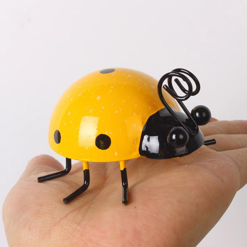 Garden Decoration Statue Cute Metal Ladybugs Outdoor Wall Sculpture Kindergarten Decoration with Small Insects Home Decor