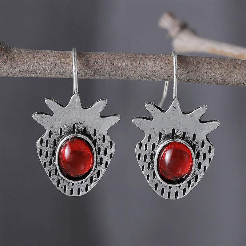 

Симпатичные клубничные серьги в стиле ретро, ​​персонализированные и креативные изысканные рубиновые серьги