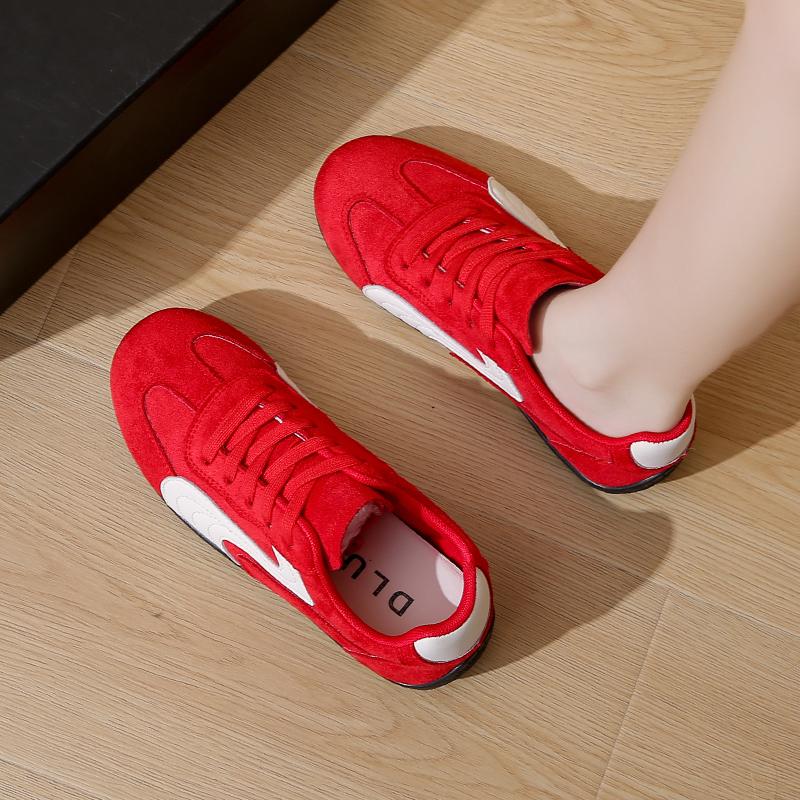2025 Women Walking Shoes Red Lace-Up Women Sneakers Skateboarding Shoes Casual Shoes Jogging Casual Sneakers De Mujer
