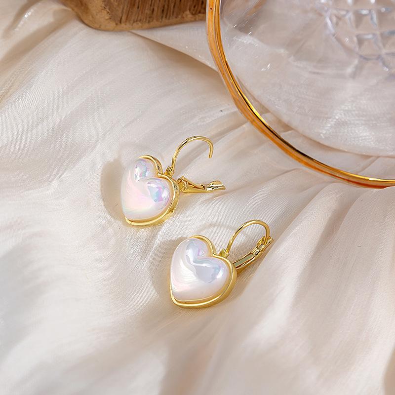Mermaid Ji Love Pearl Earrings Milky White Elegant Sweet Girl Stud Earrings Ear Buckles Micro Reflective Earrings
