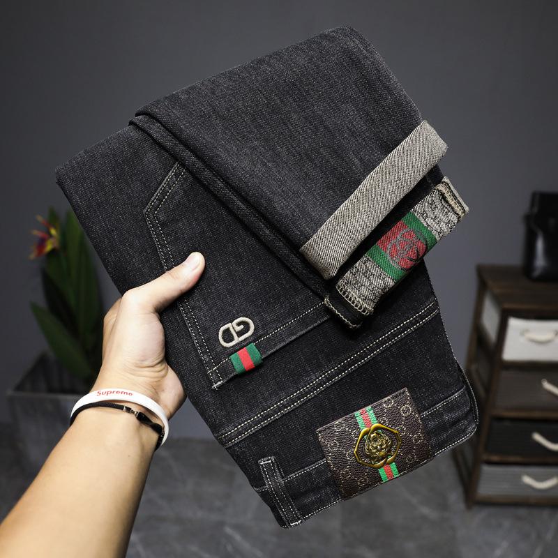 

Весна и осень 2024 года, новые вышитые эластичные мягкие и универсальные мужские джинсы для похудения и маленьких ног 38