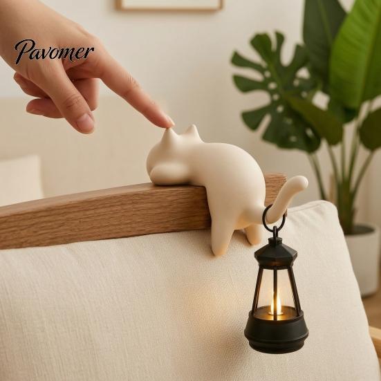 Retro Style Table Lamp Cat Shape Shelf Hook with LED Lantern, Vintage Decorative Light for Lovers Hanging Ornament, Soft Glow Night Bookshelves