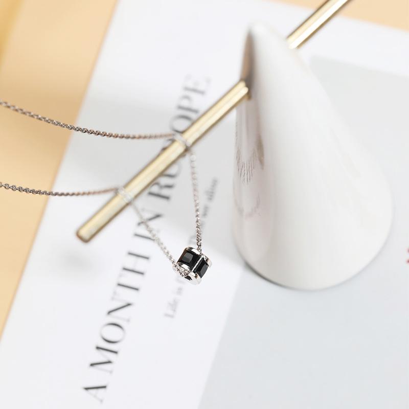 Japanese Korean Simple Black Zircon Necklace Temperament Mini Round Bean Pendant Short Collarbone Choker Women'S Accessories
