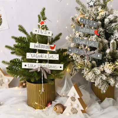 Hölzerne Weihnachtsbaum-Ornamente & Anhänger - Buchstabenschilder & Fensterdekorationen