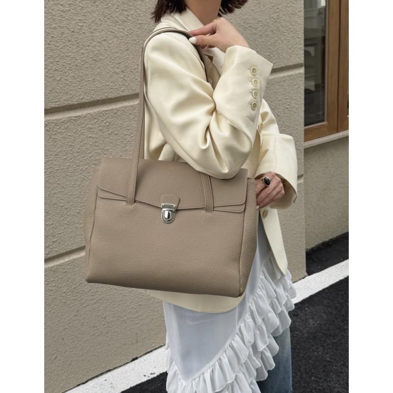 Vintage-Style Leather Tote Bag Women Large Capacity Shoulder Flap Soft Full-Grain Cowhide Daily Commute Casual