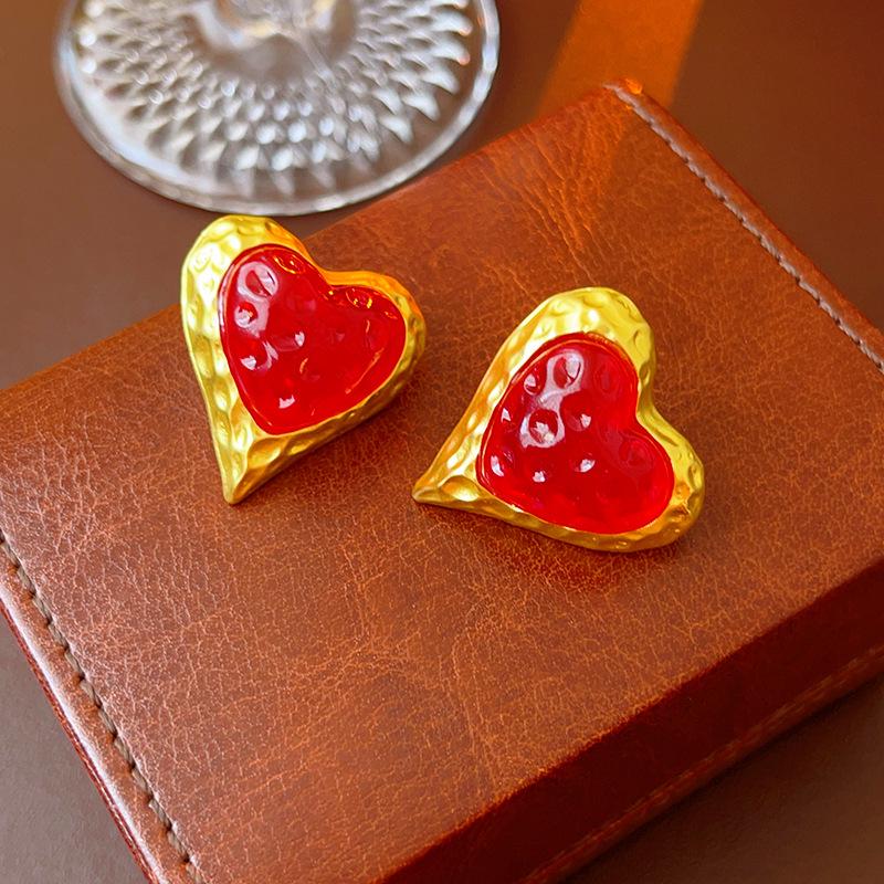 Silver Needle Vintage Geometric Court Style Light Luxury Retro Stud Earrings for Women