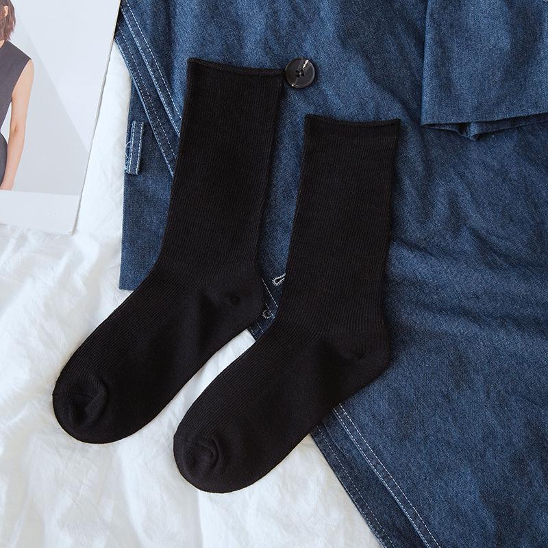 New Arrival Retro Women Lady Cotton Loose Socks Winter In Tube Korean Designer Christmas Socks