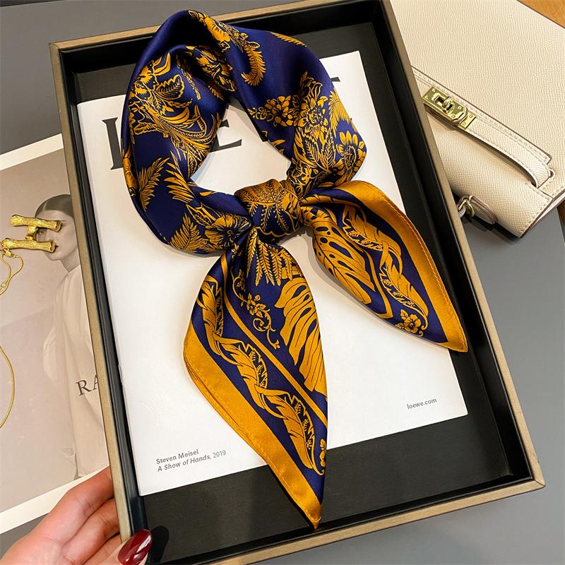 

Pure Silk Scarf Women Spring Summer Square Neck Scarves Foulard Female Bandana Hiagh Quality Solid Bufanda