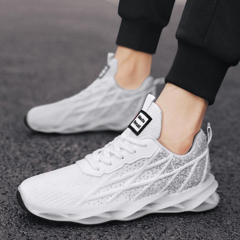 Men's Shoes Spring and Summer New Sports Trend Fashion Breathable Fly-woven Outdoor Shoes Blade Sole Sports Trend Shoes