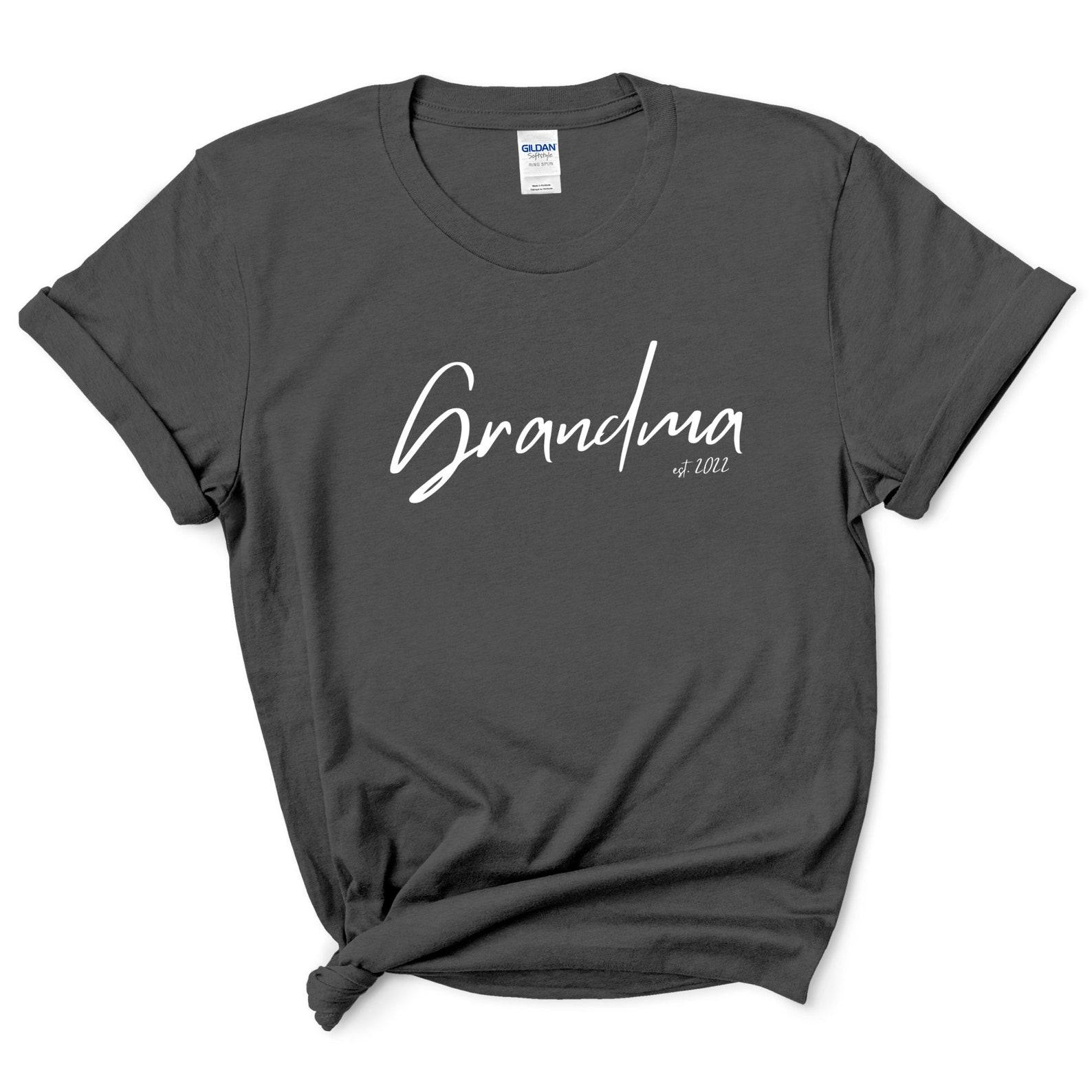 New Grandma Shirt | Expecting Grandma | Nona T Shirt | Nana Tshirt | Gift For Grandma 2022 | Grandma T-shirt | Best Sellers 2022 S