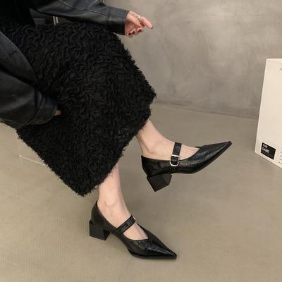 French Medium High Heel Black Mary Jane Small Leather Shoes Women's Shoes 2024 New Spring and Autumn Pointed White Single Shoes