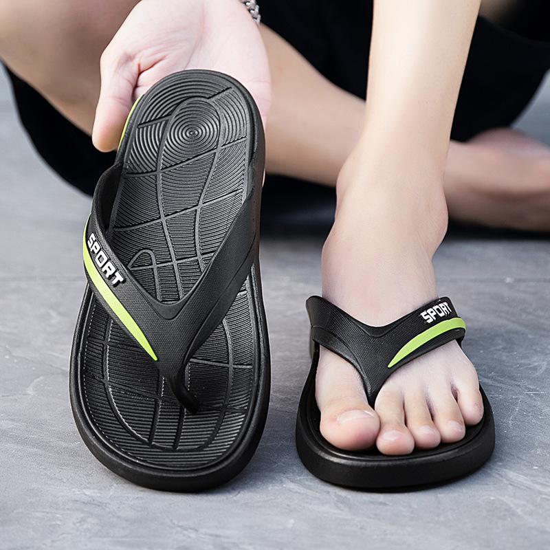 Flip-flops Sommertrend for menn Mote Utvendig slitasje for menn Klip-fot Dra Sklisikker slitasjebestandige strandsandaler Tøfler