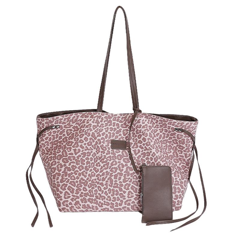 Leopard print canvas bag women's large capacity 2025 new autumn and winter versatile casual shoulder bag student class tote bag