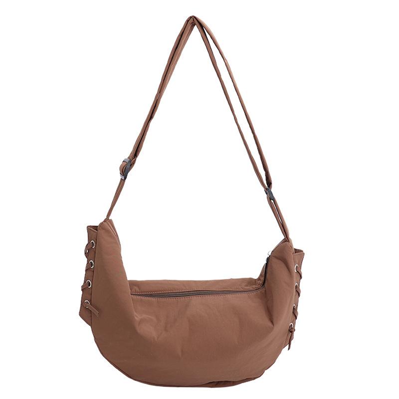 

Niche design large-capacity messenger bag commuter women s bag simple casual dumpling bag student large bag women s Korean