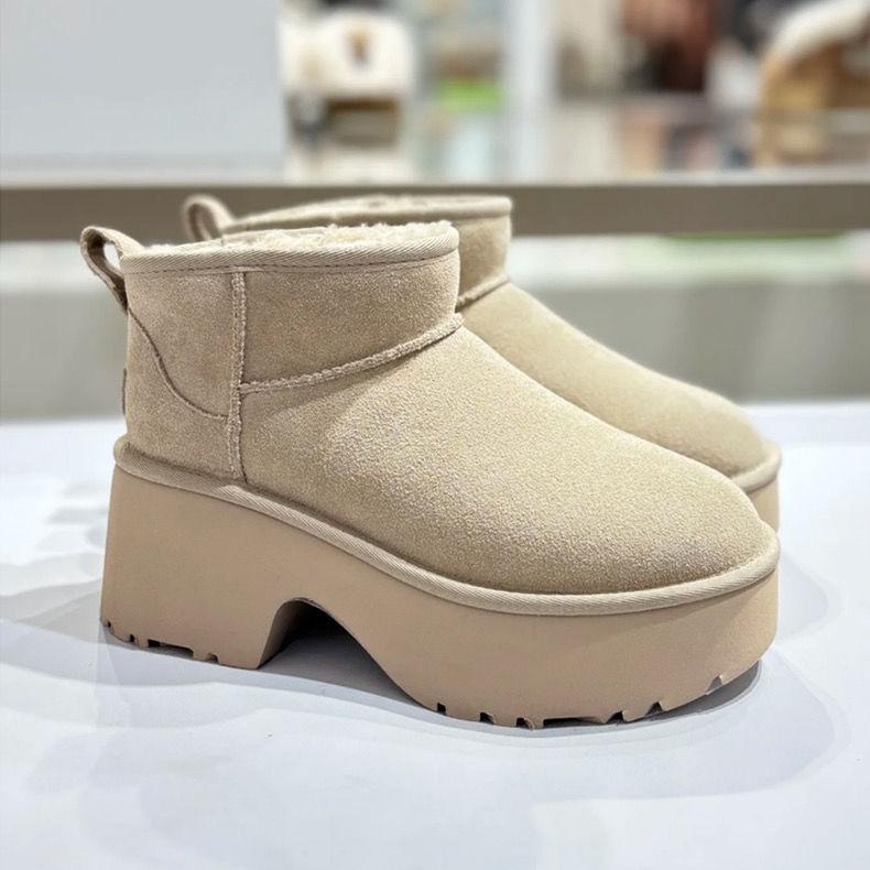Thickened Snow Boots Women's 2025 New Thick-soled Cattle Anti-velvet Thickened and Fur Integrated Warm Cotton Shoes One Pedal