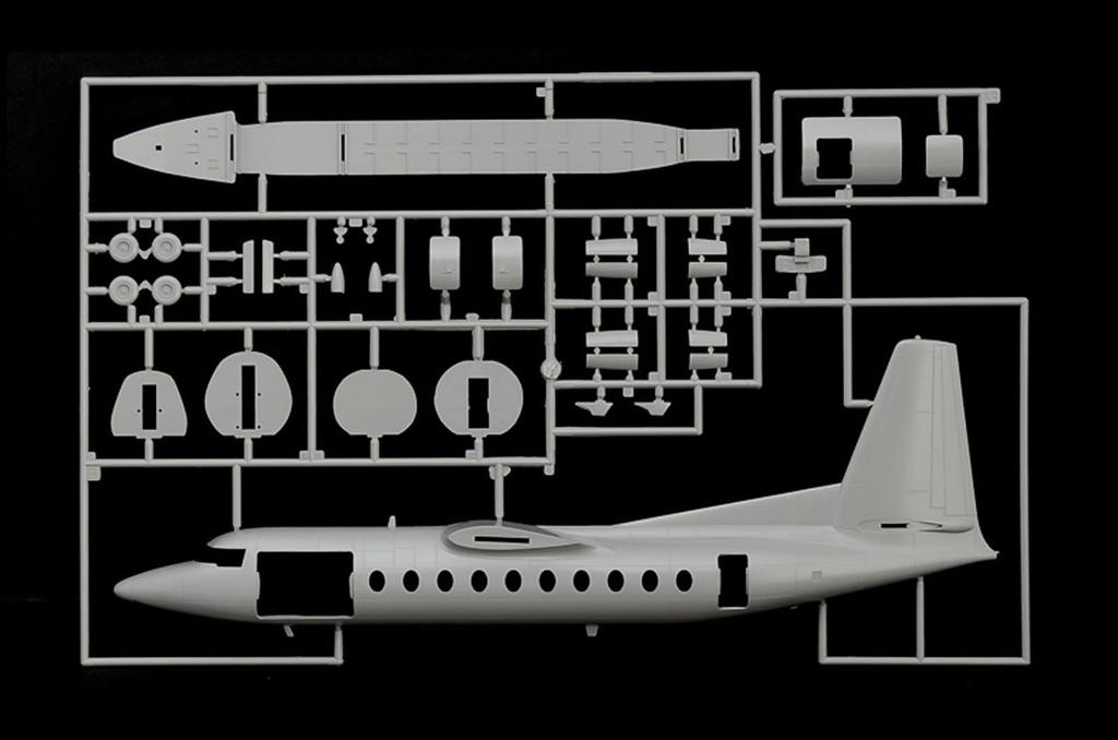 Platz Italeri 1/72 Scale Spanish Fokker F-27 Anti-Submarine Patrol Aircraft Plastic Model Kit IT1455 (Airplane)