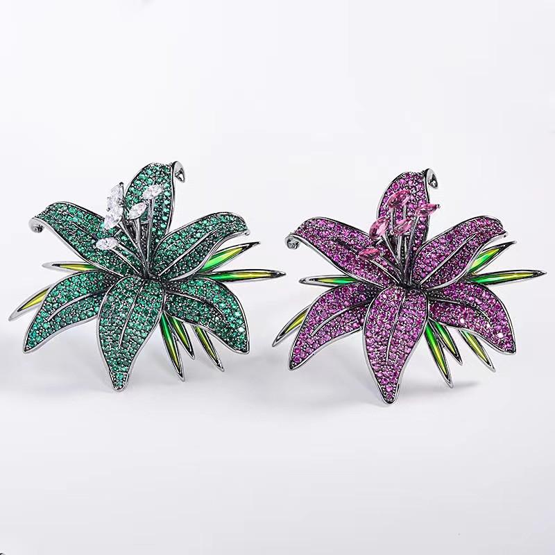 Ins Style Brooch Exquisite Luxury Blooming Lily Brooch Inlaid With Diamonds Light Luxury Versatile Collar Pin Accessories Anti-Light Chest