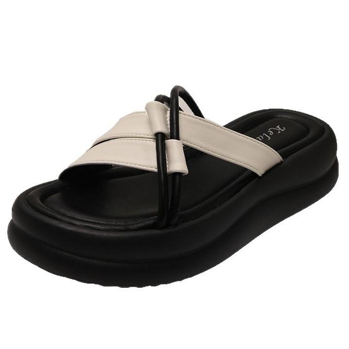 Platform slippers women's 2025 new summer cross-strap beach shoes out of the street fashion sandals