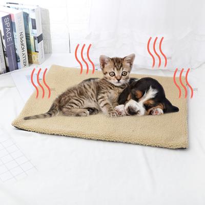 Self-Heating Pet Mat for Winter, Keep Your Furry Friend Warm and Snug Without Electricity - Perfect for Pets Who Love To Cuddle