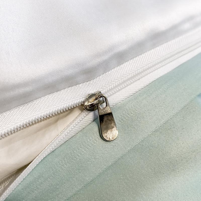 Set da letto in seta lavata, quattro pezzi, copripiumino ricamato di alta qualità in seta di ghiaccio, set da tre pezzi