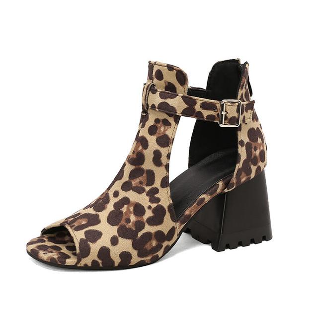 

Новый летний дизайн, женские крутые ботинки с леопардовым принтом, ботинки «Челси» разных цветов на массивном каблуке, сандалии для девочек, женская обувь 41