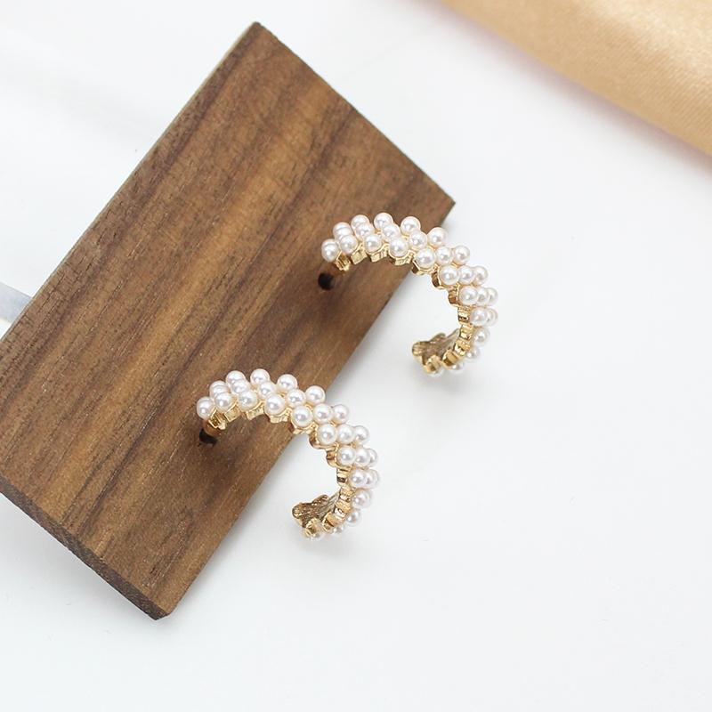 Heart Round Imitation Pearl Butterfly Leaf Tulip Flower Drop Earrings Women Wedding Geometry Jewelry Trend Creative Accessories