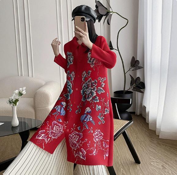 "Miyake Pleats 2025 Autumn Women's Loose Solid Color A-Line Dress (Large Size)"