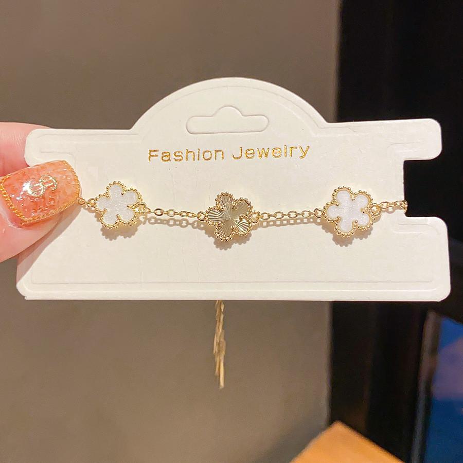 Fashion Floral Copper Bracelet With Plating For Womens Casual Wear